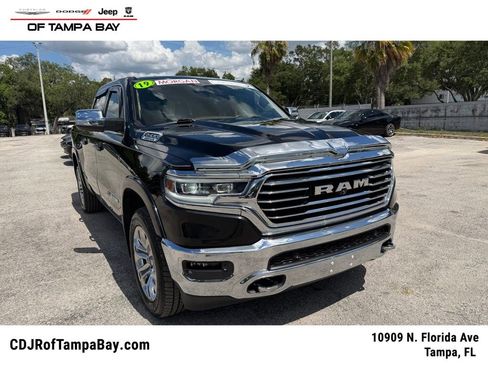 Used 2019 RAM 1500 Limited RWD image 1