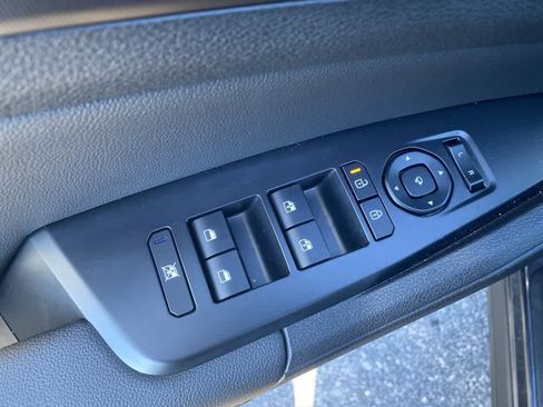 Used 2026 Kia Sportage SX image 13