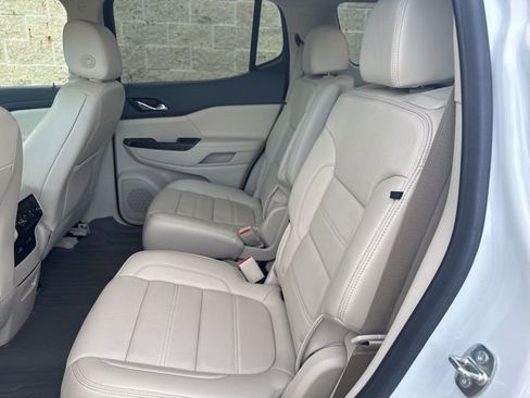 Used 2023 GMC Acadia Denali w/ Denali Ultimate Package image 13