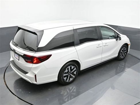 Used 2025 Honda Odyssey EX-L image 17