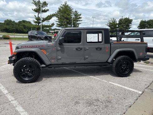 Used 2020 Jeep Gladiator Mojave AWD/4WD image 16