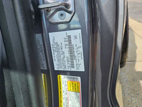 Used 2021 Ford Mustang Shelby GT500 w/ Technology Package image 36