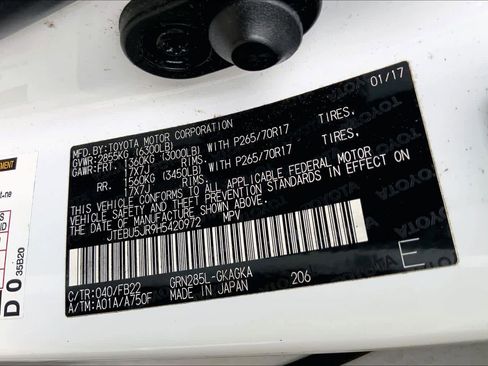 Used 2017 Toyota 4Runner SR5 image 33