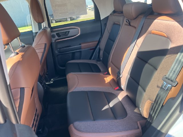 New 2026 Ford Bronco Sport Outer Banks w/ Outer Banks Tech Package+ AWD/4WD image 18