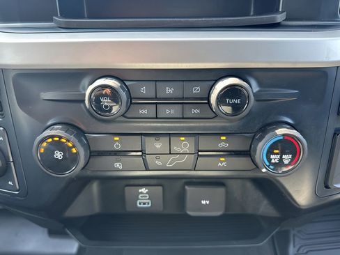 Used 2023 Ford F350 XLT image 18