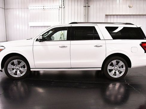 Used 2024 Ford Expedition Max Platinum image 4