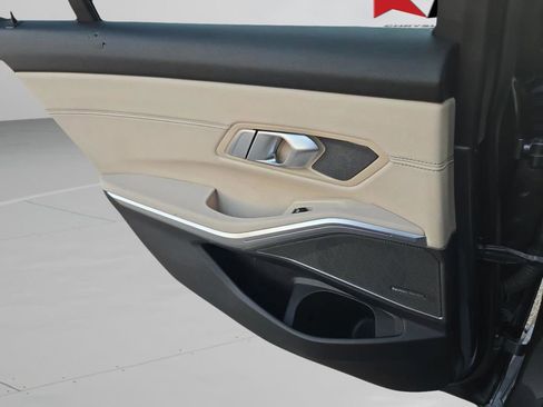 Used 2021 BMW M340i xDrive image 17