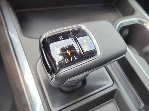 Certified 2024 Chevrolet Silverado 1500 LTZ image 17