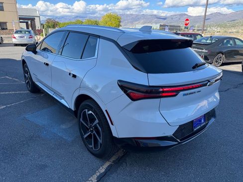 Used 2025 Chevrolet Equinox EV LT image 5