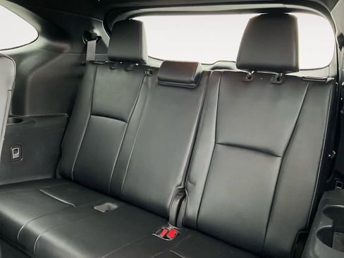 Used 2021 Toyota Highlander XSE image 31