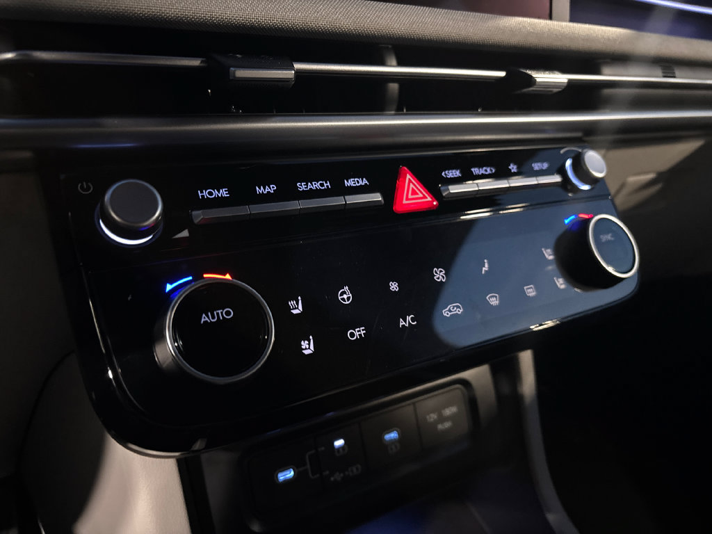 New 2026 Hyundai Tucson Limited FWD image 23