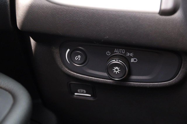 Used 2024 GMC Terrain SLE FWD image 20