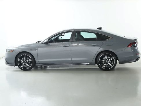 Used 2023 Honda Accord Sport image 39
