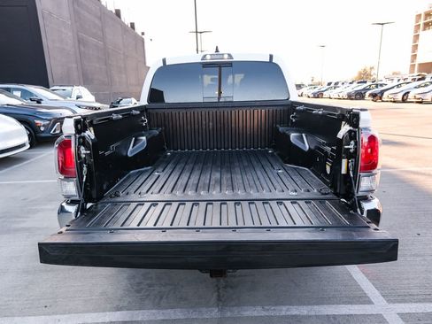 Certified 2023 Toyota Tacoma TRD Off-Road AWD/4WD image 28