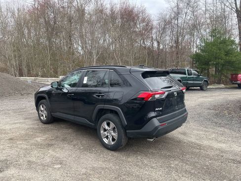 Used 2023 Toyota RAV4 XLE FWD image 8