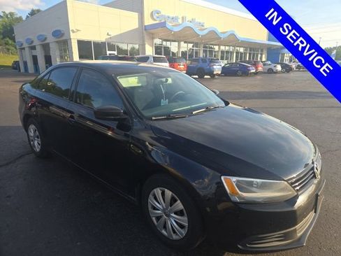 Used 2013 Volkswagen Jetta Sedan FWD image 1