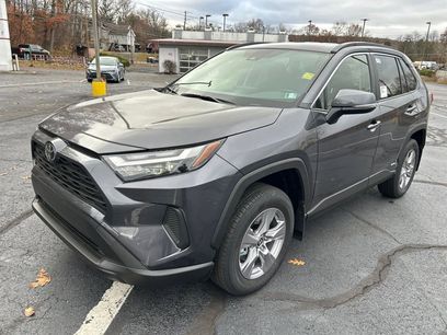 New 2025 Toyota RAV4 XLE