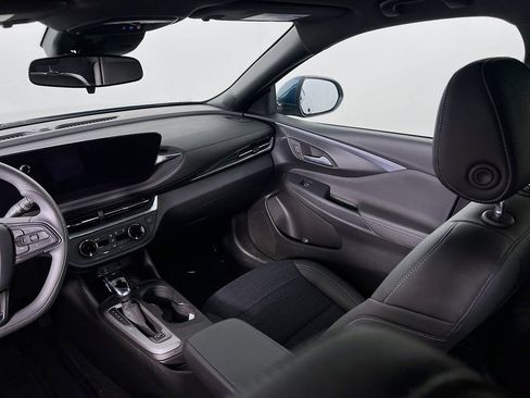 Used 2024 Buick Envista Preferred image 22