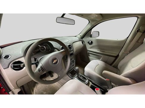Used 2010 Chevrolet HHR LT image 10