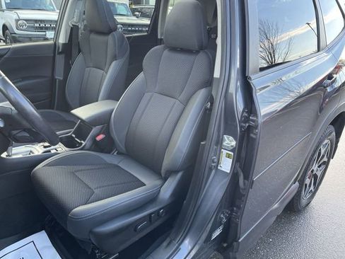 Used 2021 Subaru Forester Premium image 14