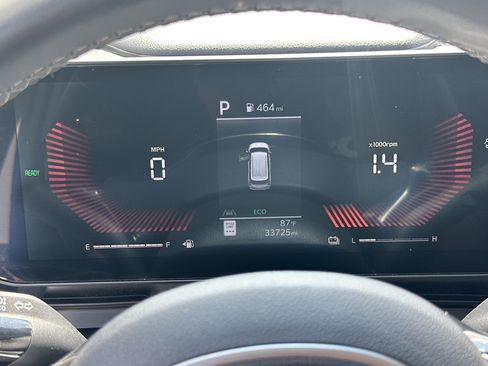 Used 2026 Kia Carnival LXS FWD image 24