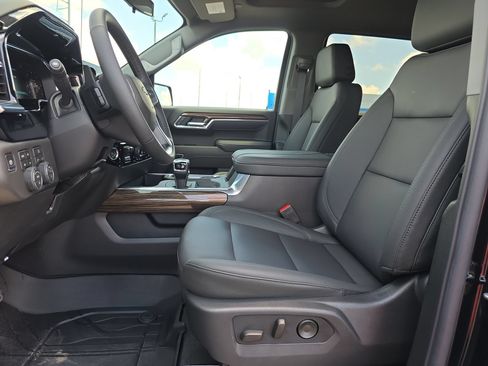 New 2026 Chevrolet Silverado 1500 LT Trail Boss w/ Convenience Package II AWD/4WD image 10