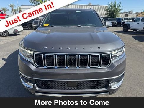 Used 2022 Jeep Wagoneer Series III w/ Premium Group I RWD image 9