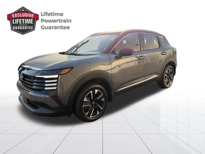 Certified 2025 Nissan Kicks SR