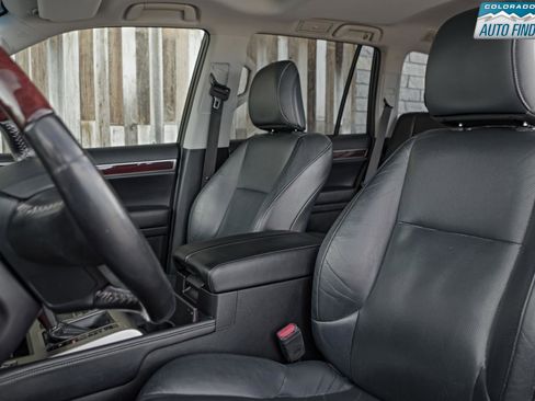 Used 2017 Lexus GX 460 Premium image 13