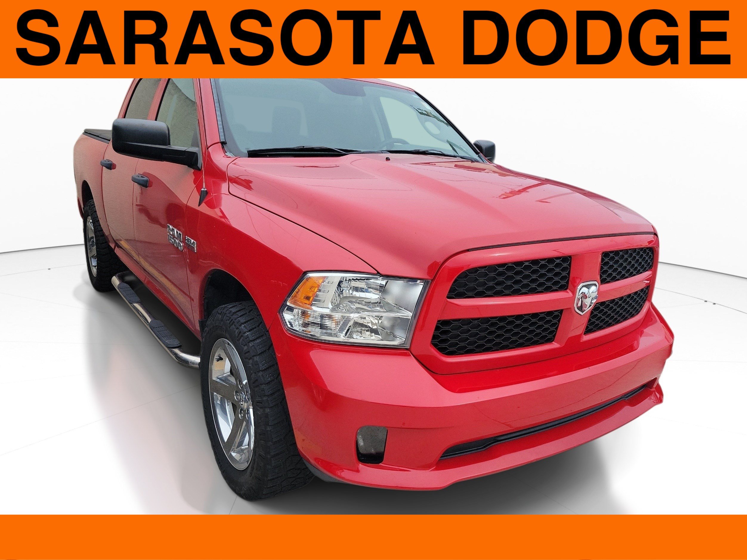 Used 2015 RAM 1500 Express RWD image 1