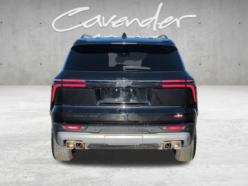 Used 2026 Chevrolet Traverse Z71 image 15