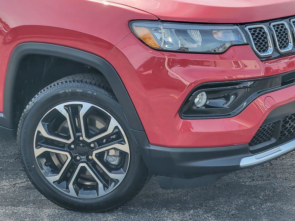 Certified 2023 Jeep Compass Limited AWD/4WD image 4