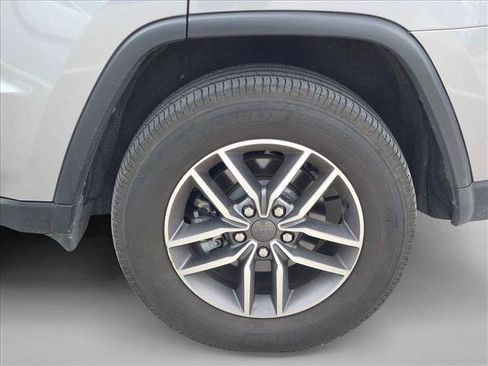 Used 2021 Jeep Grand Cherokee Limited RWD image 7