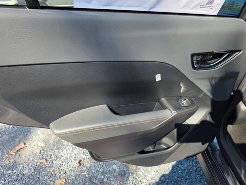 New 2025 Subaru Crosstrek 2.5i Limited w/ Popular Package #4A image 11