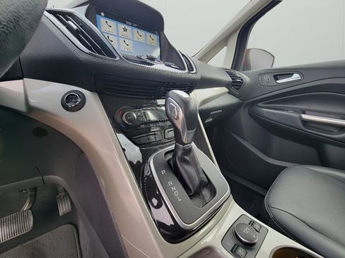 Used 2016 Ford C-MAX Energi SEL w/ Equipment Group 302A image 24