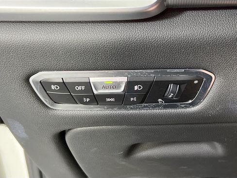 Used 2019 BMW X5 xDrive40i w/ Premium Package 2 AWD/4WD image 10