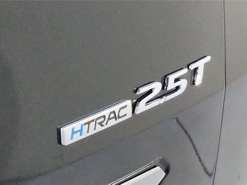 Used 2025 Hyundai Santa Cruz Limited image 25