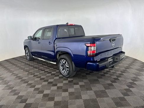 Certified 2022 Nissan Frontier SV AWD/4WD image 7