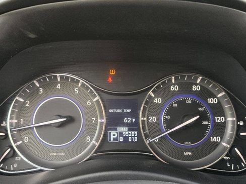 Used 2011 INFINITI QX56 4WD w/ Theater Pkg image 28