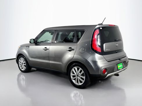 Used 2017 Kia Soul + w/ Primo Package FWD image 7