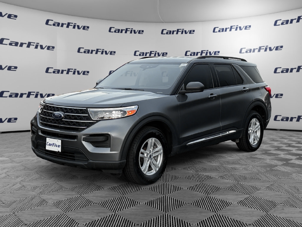 Used 2023 Ford Explorer XLT w/ Class IV Trailer Tow Package AWD/4WD image 1