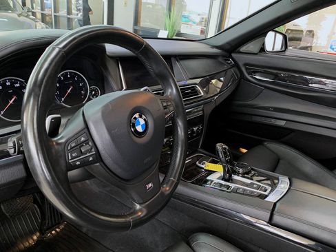 Used 2015 BMW 750Li xDrive AWD/4WD image 8
