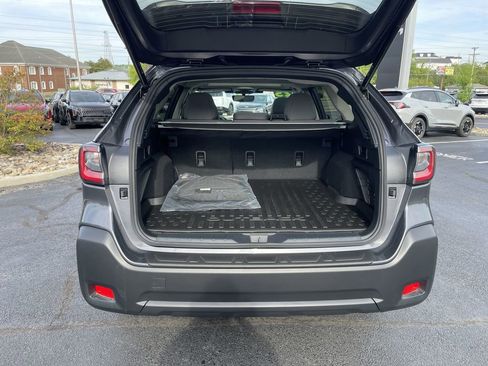 Certified 2025 Subaru Outback Premium w/ Popular Package #1A AWD/4WD image 38
