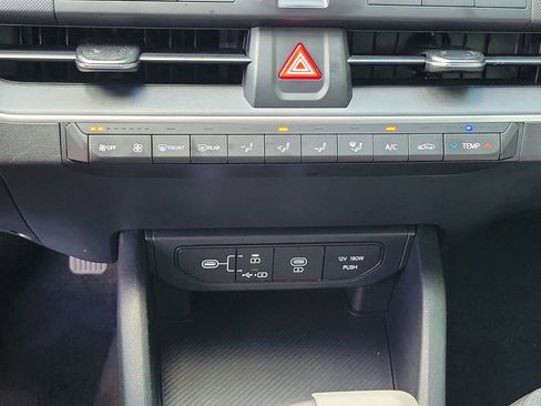 Used 2025 Kia K4 FWD image 29