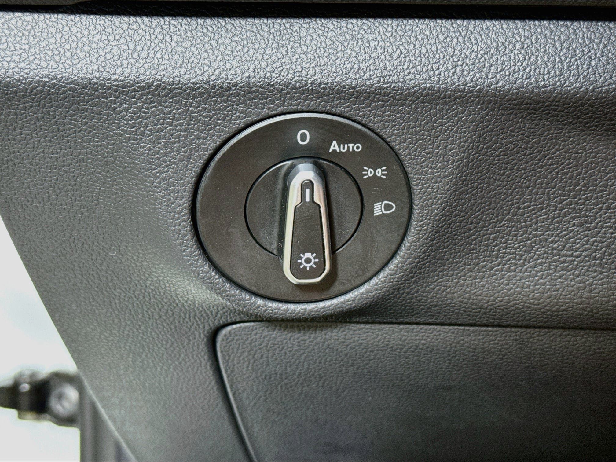Used 2025 Volkswagen Jetta Sport FWD image 10
