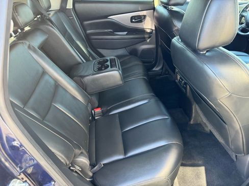 Used 2023 Nissan Murano SV image 15