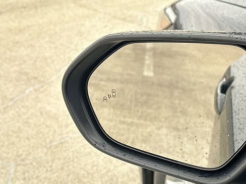 Used 2025 Toyota Camry LE image 13