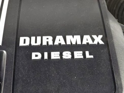 Used 2023 Chevrolet Tahoe RST w/ Luxury Package image 11