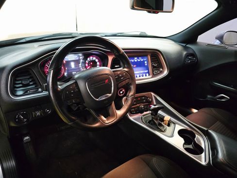 Used 2017 Dodge Challenger SXT w/ Blacktop Package image 17