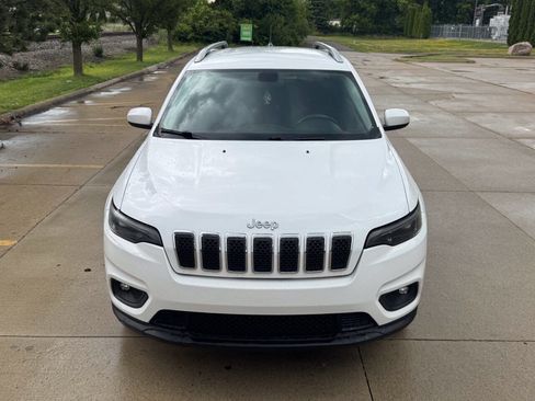 Used 2019 Jeep Cherokee Latitude w/ Popular Appearance Group AWD/4WD image 9